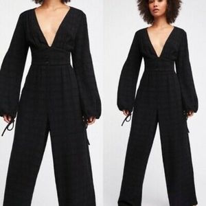 Free people true loving black women  jumpsuit Sz M